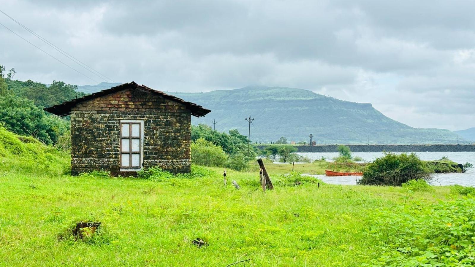 Hotel Mauli Agro Farm Dam View Resort Satara Ngoại thất bức ảnh